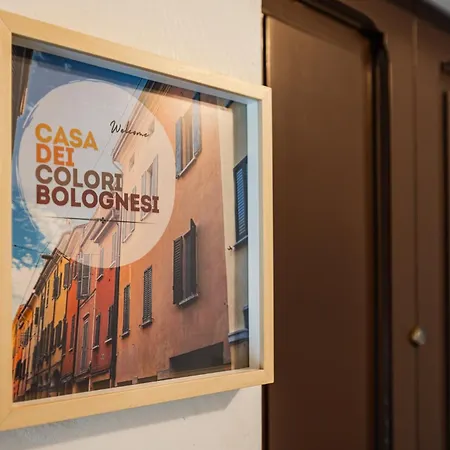 Sui Tetti Di Centro, Casa Dei Colori Μπολόνια